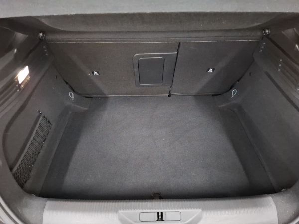 peugeot-308-2022-diesel-1499cc