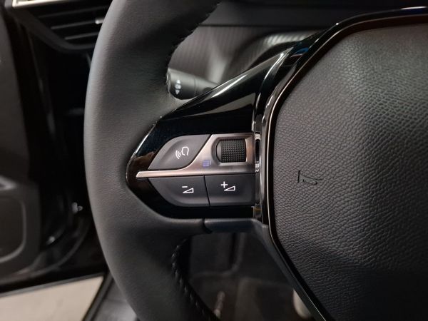 peugeot-2008-2025-eletrico-0cc