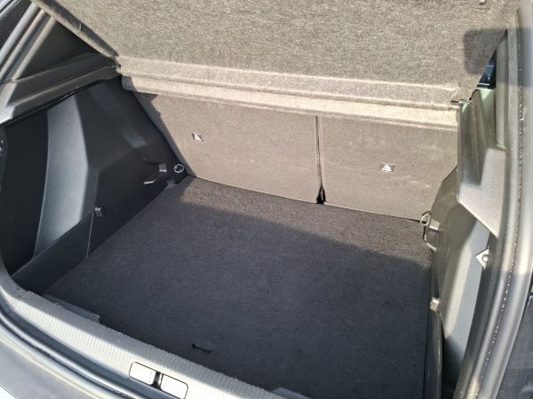 peugeot-2008-2024-gasolina-1199cc