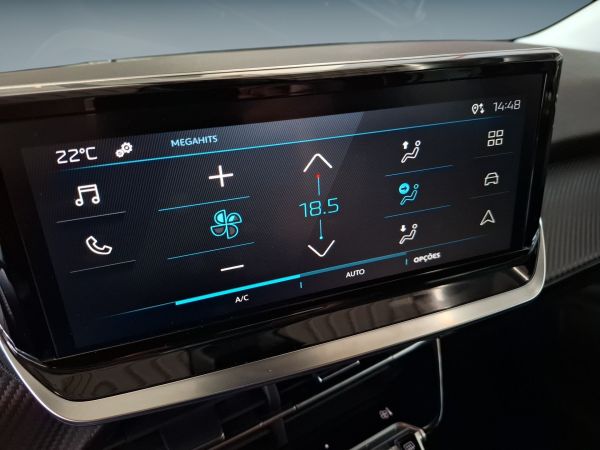 peugeot-208-2025-eletrico-0cc