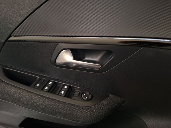 peugeot-208-2025-eletrico-0cc
