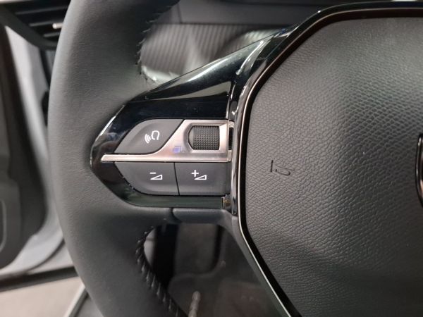 peugeot-2008-2025-eletrico-0cc