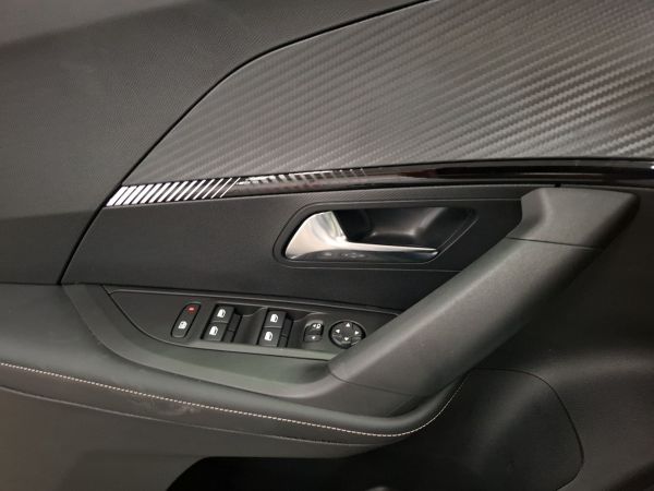 peugeot-2008-2025-eletrico-0cc
