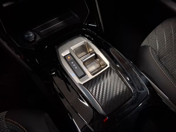 peugeot-208-2026-gasolina-1199cc