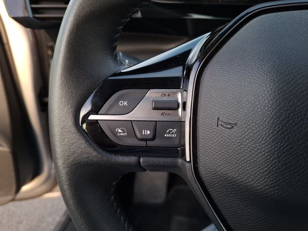 peugeot-308-2024-gasolina-1199cc