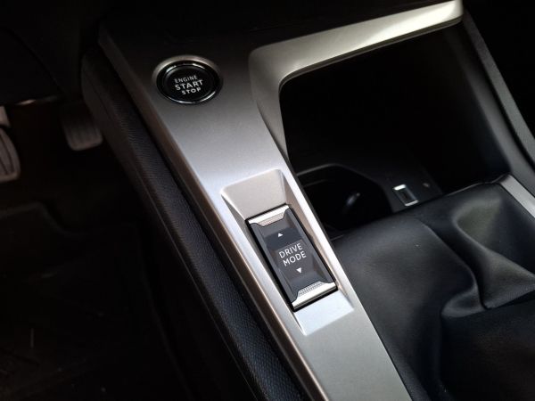 peugeot-308-2024-gasolina-1199cc