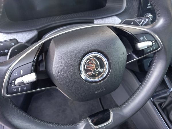 skoda-kamiq-2024-gasolina-999cc
