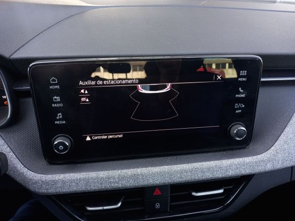skoda-kamiq-2024-gasolina-999cc