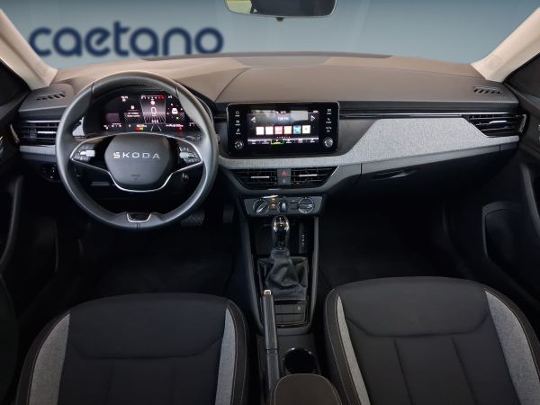 skoda-kamiq-2025-gasolina-999cc