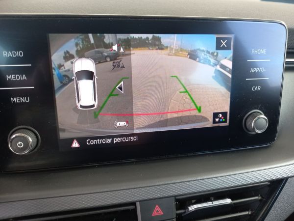 skoda-kamiq-2022-gasolina-999cc