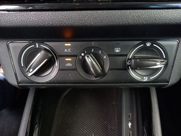 skoda-kamiq-2022-gasolina-999cc