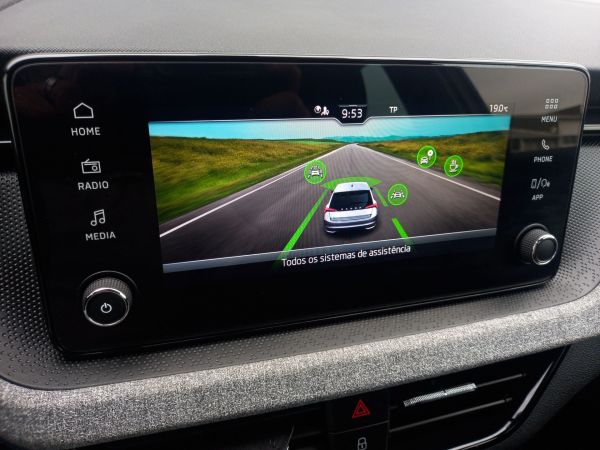 skoda-scala-2024-gasolina-999cc