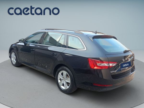 skoda-superb-2024-diesel-1968cc
