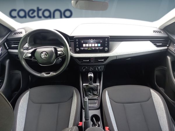 skoda-kamiq-2024-gasolina-999cc