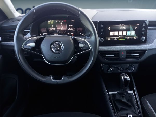 skoda-kamiq-2024-gasolina-999cc