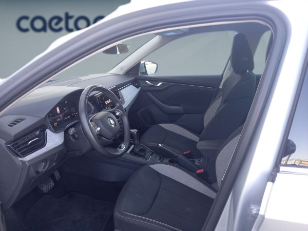 skoda-kamiq-2024-gasolina-999cc