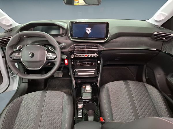 peugeot-208-2025-gasolina-1199cc