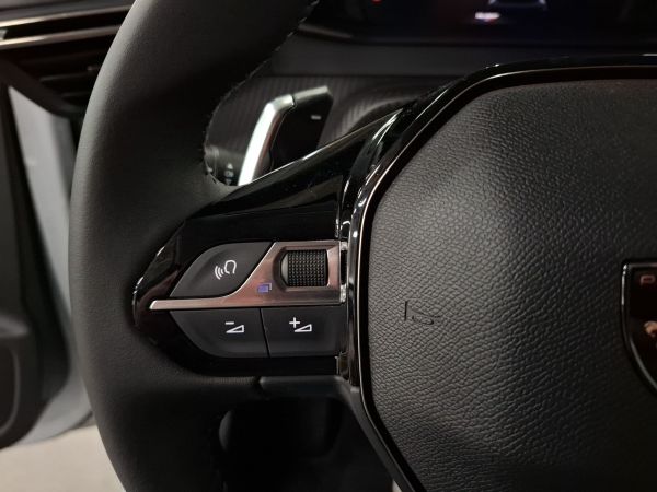 peugeot-208-2025-gasolina-1199cc