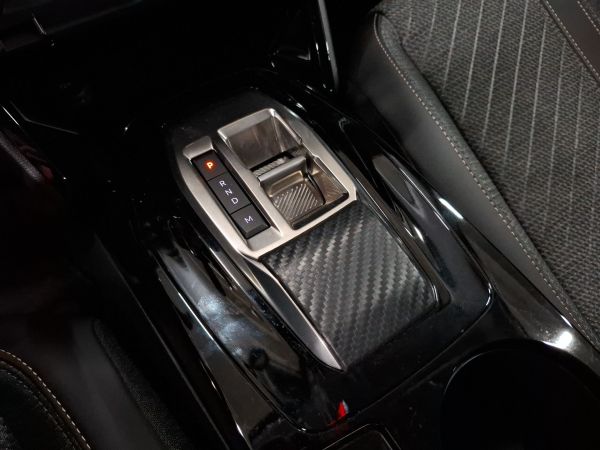 peugeot-208-2025-gasolina-1199cc