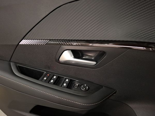 peugeot-208-2025-gasolina-1199cc