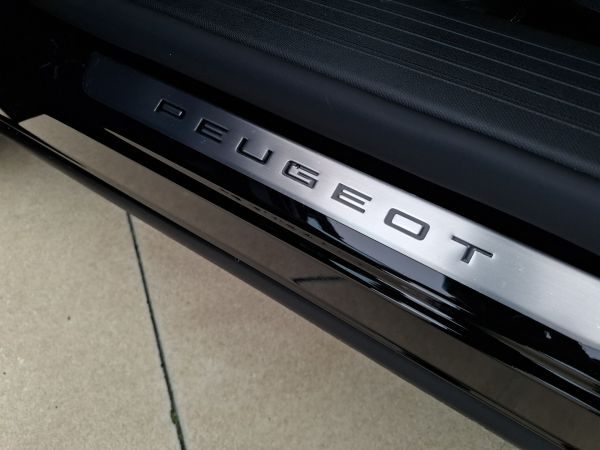 peugeot-5008-2026-hibrido-1598cc