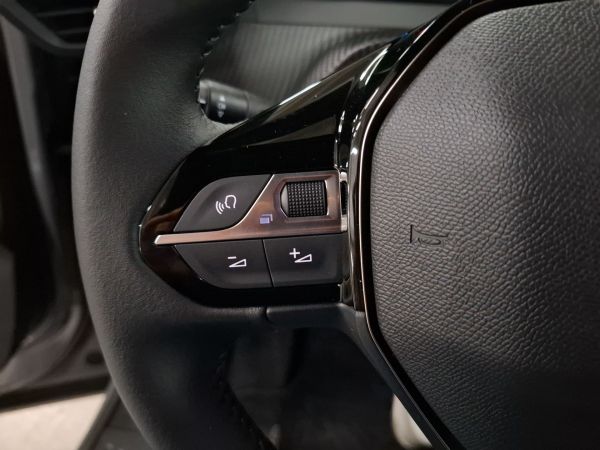 peugeot-e-2008-2026-eletrico-0cc