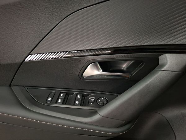 peugeot-e-2008-2026-eletrico-0cc