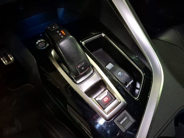 peugeot-3008-2019-diesel-1499cc