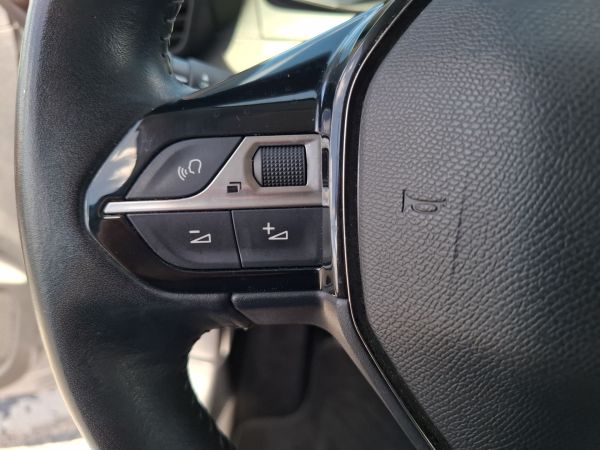 peugeot-208-2020-gasolina-1199cc