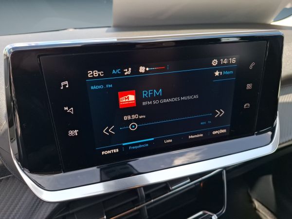 peugeot-208-2020-gasolina-1199cc