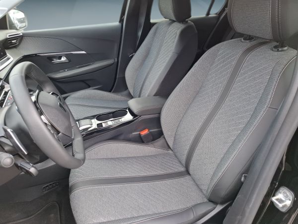 peugeot-208-2025-gasolina-1199cc