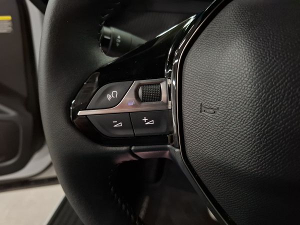 peugeot-2008-2025-eletrico-0cc