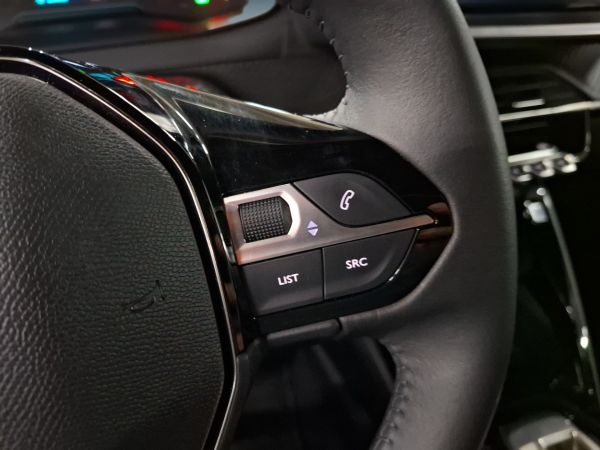 peugeot-2008-2025-eletrico-0cc