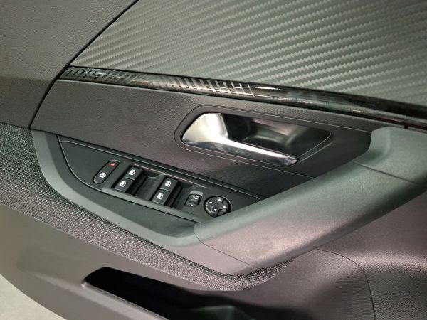 peugeot-2008-2025-eletrico-0cc