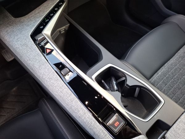 peugeot-5008-2025-gasolina-1199cc