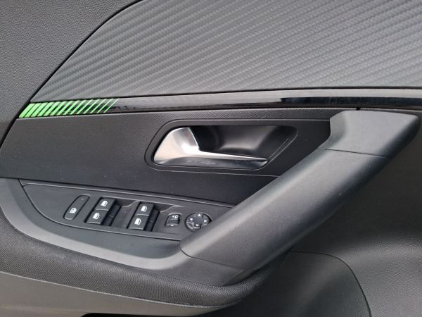 peugeot-2008-2024-gasolina-1199cc
