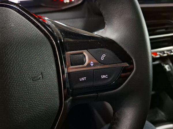 peugeot-208-2022-gasolina-1199cc