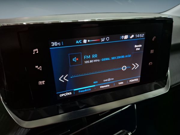 peugeot-208-2022-gasolina-1199cc