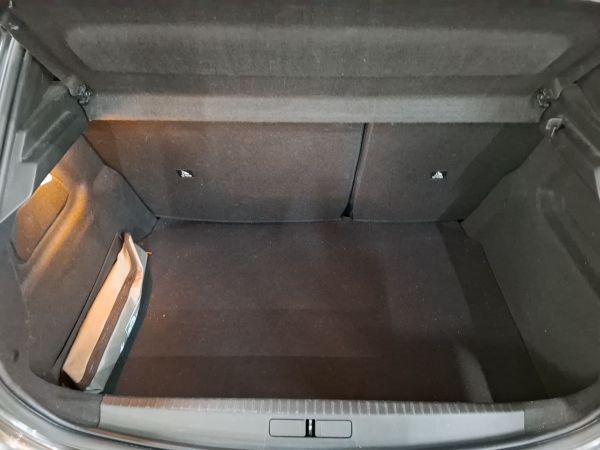 peugeot-208-2022-gasolina-1199cc