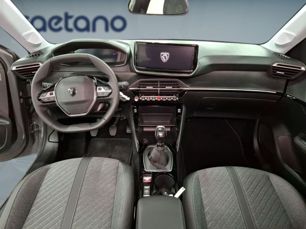 peugeot-208-2026-gasolina-1199cc