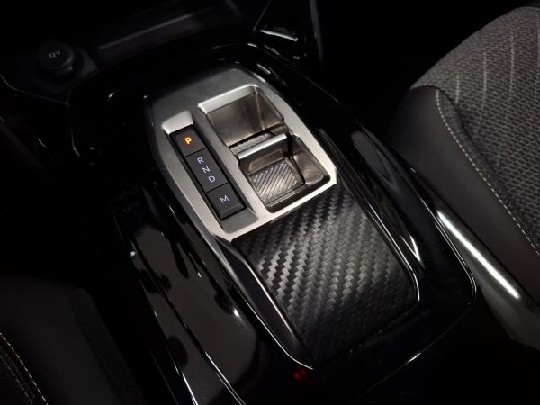 peugeot-208-2026-gasolina-1199cc