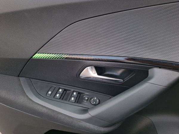 peugeot-2008-2024-gasolina-1199cc