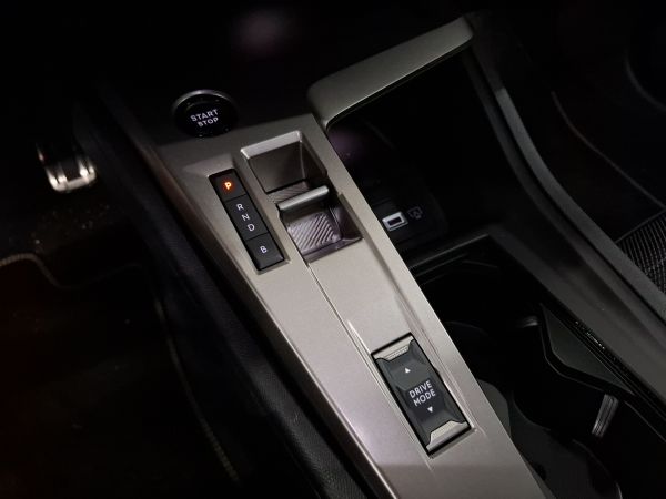 peugeot-308-sw-2026-hibrido-1598cc