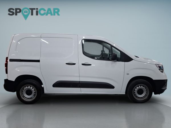 opel-combo-2022-diesel-1499cc