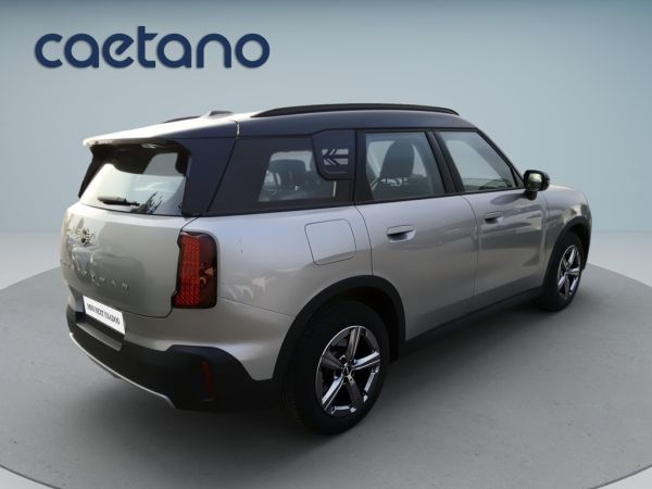 mini-countryman-2024-diesel-1995cc