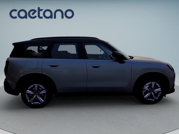 mini-countryman-2024-diesel-1995cc