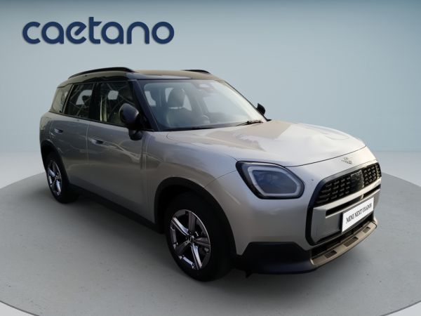 mini-countryman-2024-diesel-1995cc