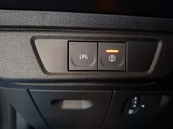 dacia-sandero-2025-gpl-999cc