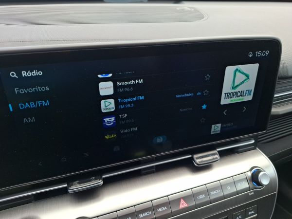 hyundai-kauai-2025-gasolina-998cc