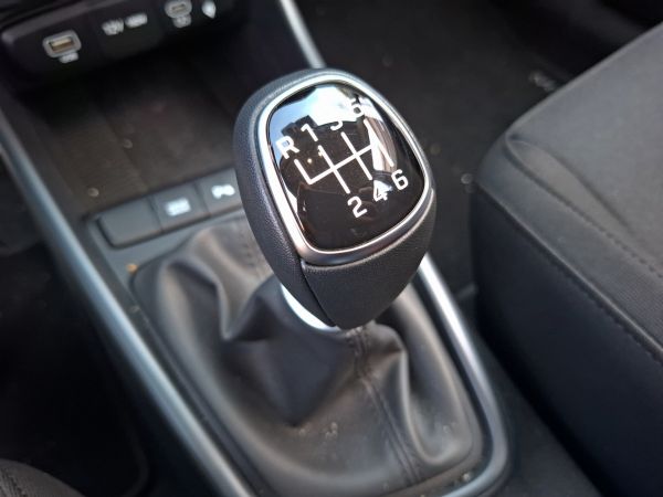 hyundai-bayon-2025-gasolina-998cc